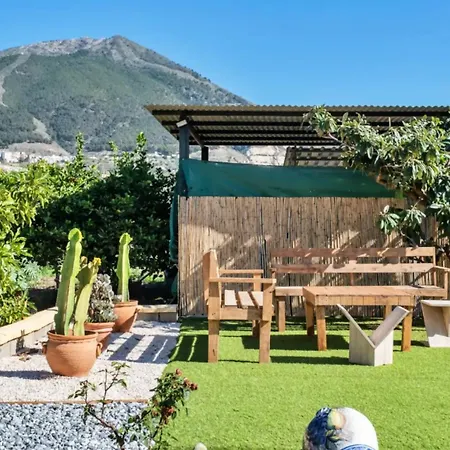 Casa La Huerta Ii 펜션 *